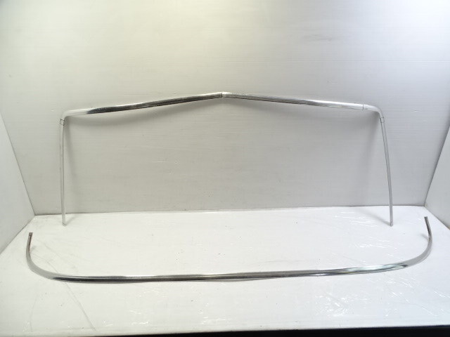 80 Mercedes W116 300SD trim set, front windshield surround, chrome