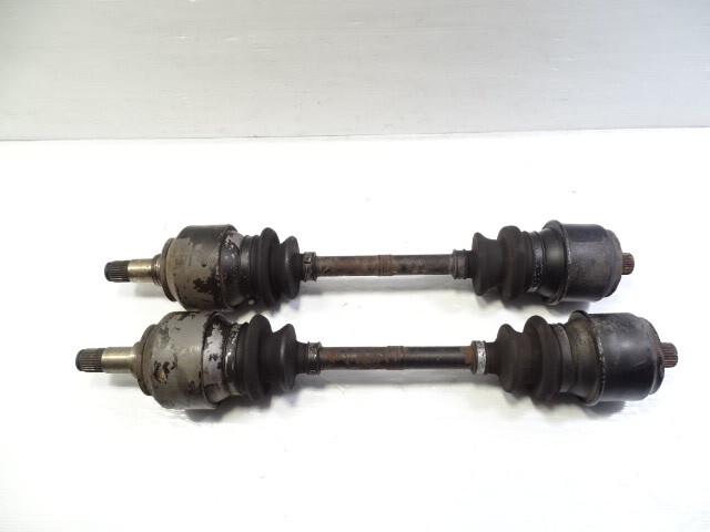 80 Mercedes W116 300SD axle set, cv shaft left/right