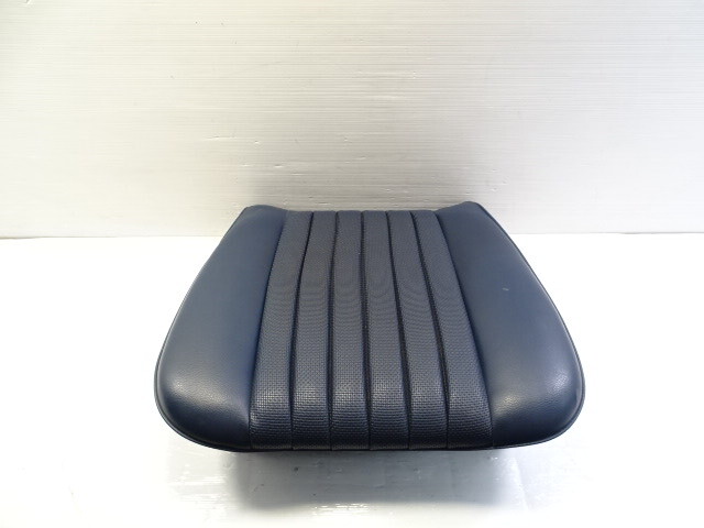 80 Mercedes W116 300SD seat cushion bottom, left front, blue