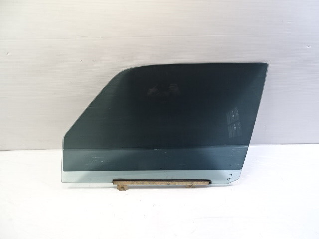 80 Mercedes W116 300SD glass, door window, left front