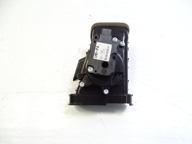 11 Audi A8 D4 Vent, AC Dash Air Vent Right Front, 4H1819354A