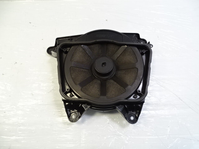 11 Audi A8 D4 Speaker, Rear Center Woofer Bose, 4h0035481a