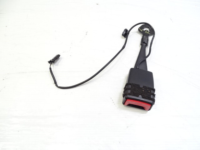 11 Audi A8 D4 Seatbelt Receiver Clip Buckle, Left 4H0857755