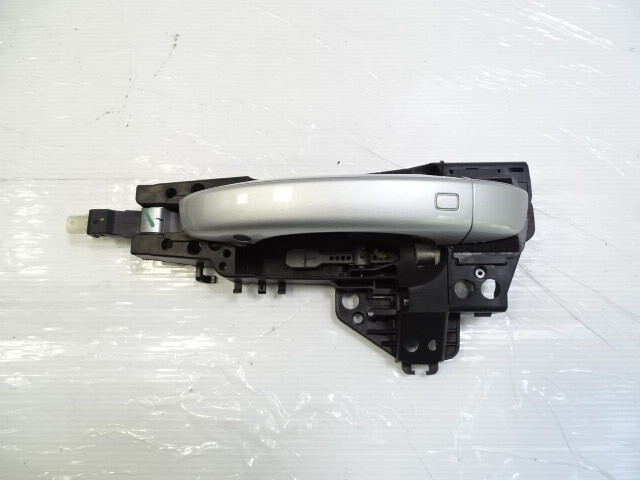 11 Audi A8 D4 door handle, exterior left rear, 4h0837885