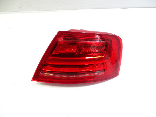 11 Audi A8 D4 Light Lamp, Taillight Brake Outer Right Rear 4H0945096A
