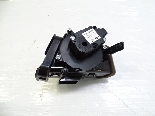 11 Audi A8 D4 Vent, AC Dash Air Vent Left Front, 4H1819353A