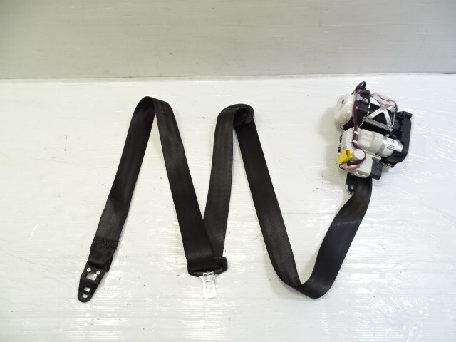 11 Audi A8 D4 seat belt right front black 4h0857706