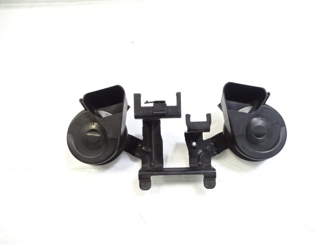 11 Audi A8 D4 horn set, high and low tone, 4h0951223