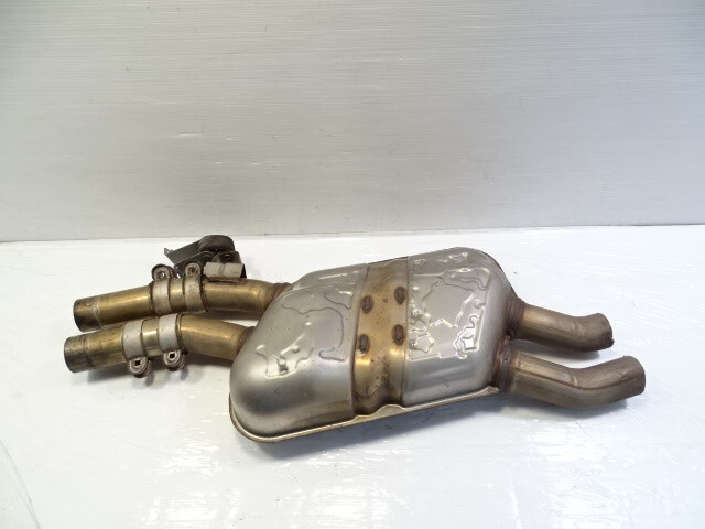 11 Audi A8 D4 exhaust muffler resonator center 4h0253411