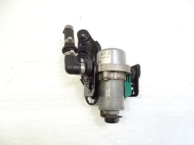 11 Audi A8 D4 Pump, Brake Booster Vacuum 8E0927317J