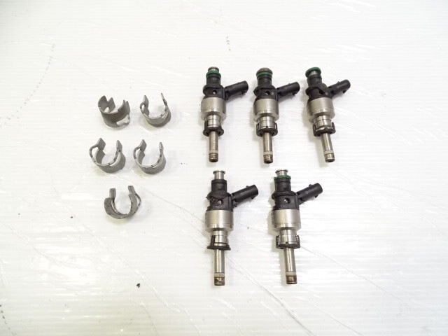 11 Audi A8 D4 fuel injector set of 5, 079036ad