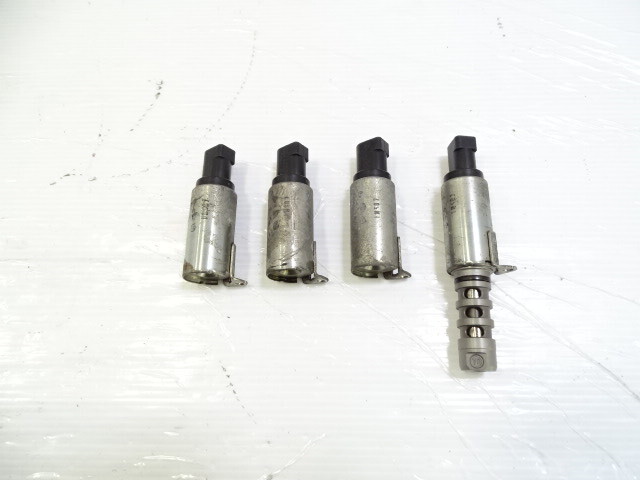 11 Audi A8 D4 variable timing solenoid valve set, 06e109257j