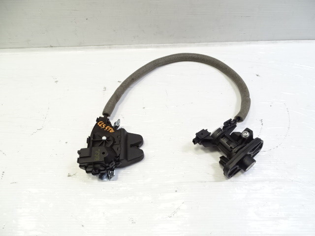  trunk lid latch actuator lock, 2047500185 12-18 Mercedes-Benz W218 CLS550