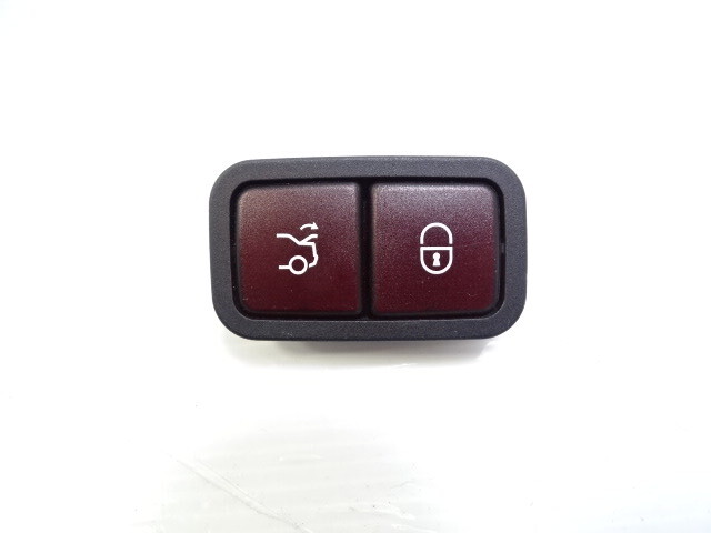  switch, trunk release, 2208211479, 10-16 Mercedes-Benz W212 E550 E350
