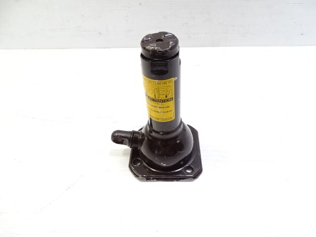10 Lexus GX460 tire jack 09111-60140