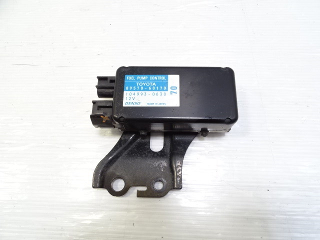 10 Lexus GX460 module, fuel pump control 89570-60170