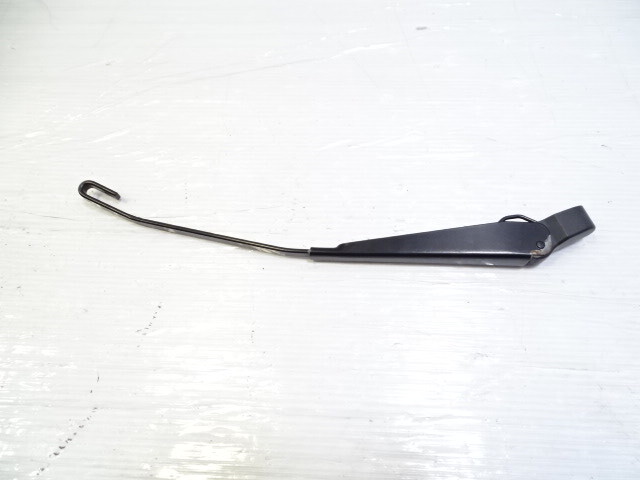 2015 Mercedes W463 G63 windshield wiper arm, rear door