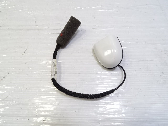 2015 Mercedes W463 G63 antenna 1718202475