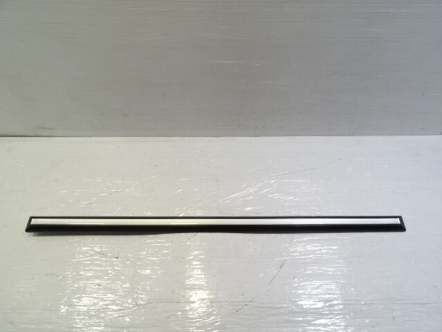 2015 Mercedes W463 G63 trim, moulding, quarter panel, right ledge