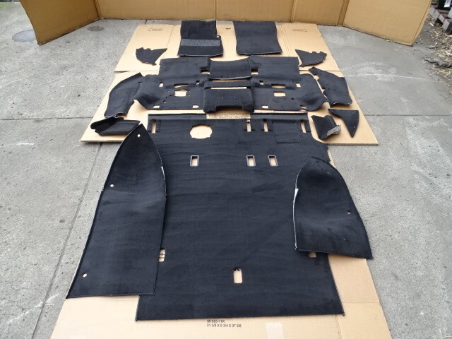 2015 Mercedes W463 G63 carpet set, floor black