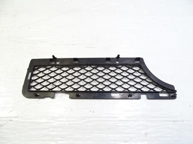 2015 Mercedes W463 G63 trim, insert grille lower right front, 4638880323