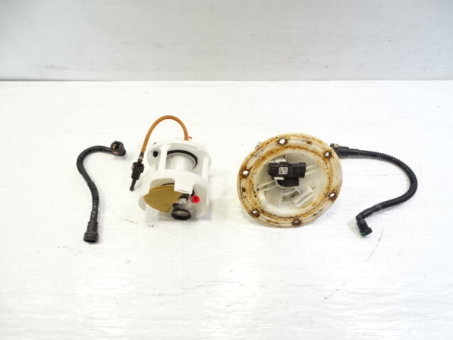 2015 Mercedes W463 G63 fuel pump, 1974700494