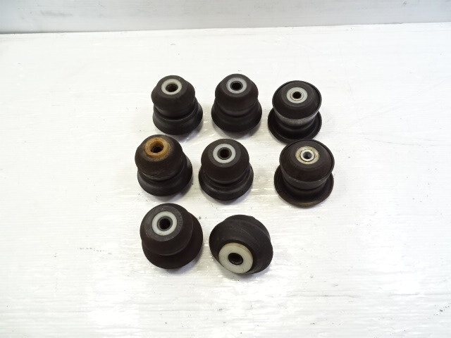 2015 Mercedes W463 G63 bushing set, cab to chassis