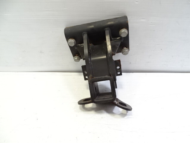 2015 Mercedes W463 G63 trailer hitch OEM 4633100104