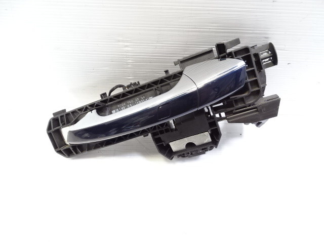 14 Mercedes X166 GL450 door handle, exterior, left rear, keyless, 2047602534