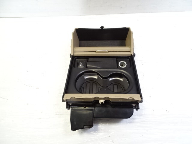 14 Mercedes X166 GL450 cup holder, w/cooling beige