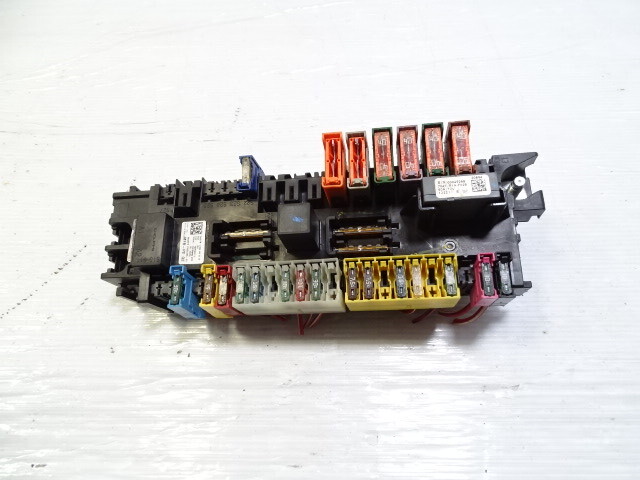 14 Mercedes X166 GL450 fuse box, right front seat, 1665402350