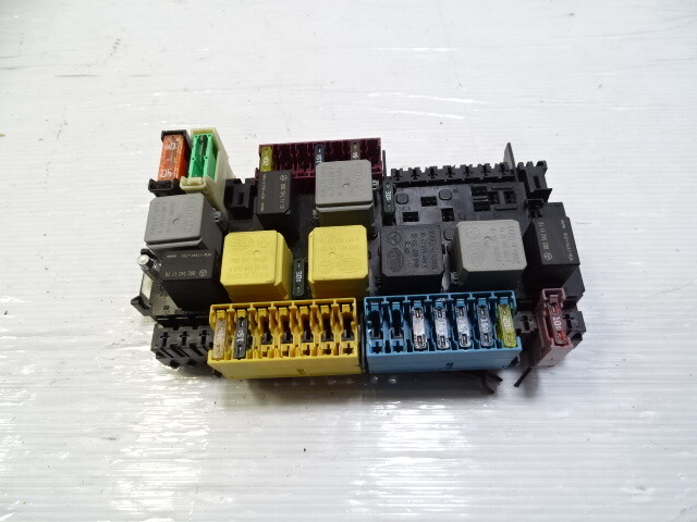 14 Mercedes X166 GL450 fuse box, engine bay, front, 1669063801