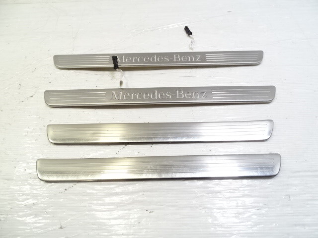 14 Mercedes X166 GL450 trim set, illuminated door step sill scuff plate, 1666809500, 1666860736