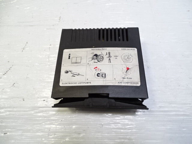 03 Mercedes R230 SL500 air compressor, for tires 0005830502