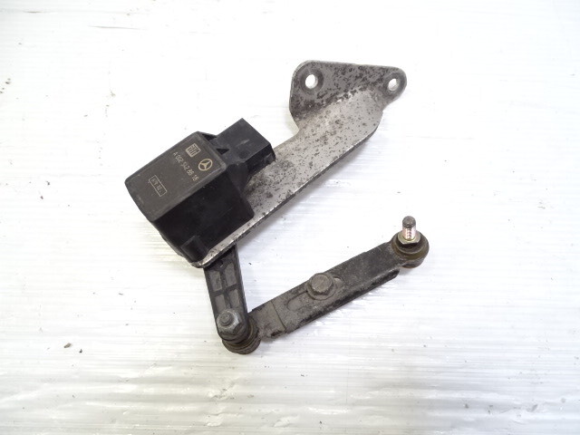 03 Mercedes R230 SL500 sensor, suspension height level right rear, 0025428818