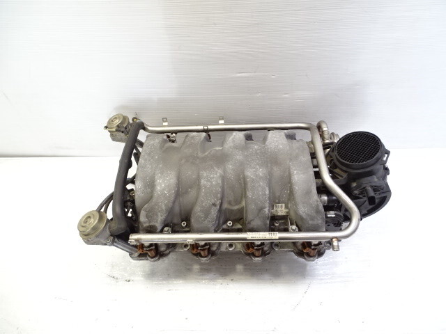 03 Mercedes R230 SL500 intake manifold, w/fuel injectors, 1131400401