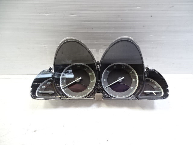 06 Mercedes R230 SL500 instrument cluster, speedometer, 2305404847