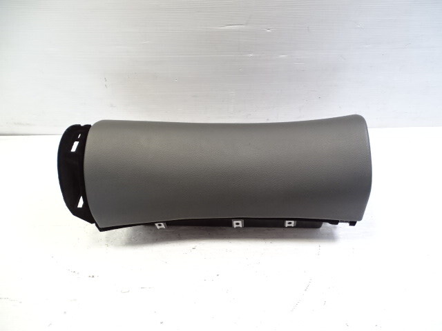 06 Mercedes R230 SL500 glovebox, gray 2306800587