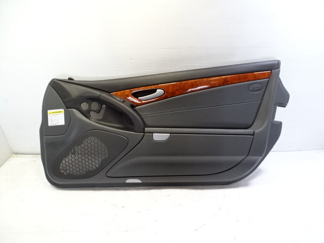 06 Mercedes R230 SL500 door panel, right, black/gray