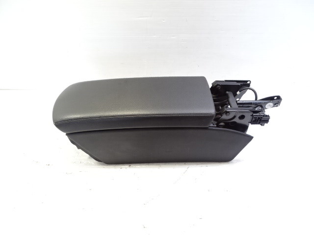 08 Mercedes R230 SL550 center console armrest storage 2306800050 black