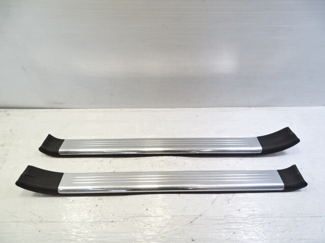 08 Mercedes R230 SL550 trim set, door step sill inner, 2306801935 2306802035 black