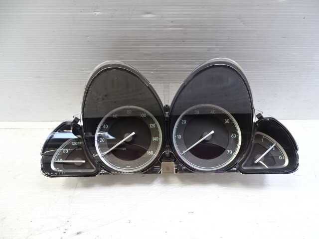 08 Mercedes R230 SL550 instrument cluster, speedometer 2305409947