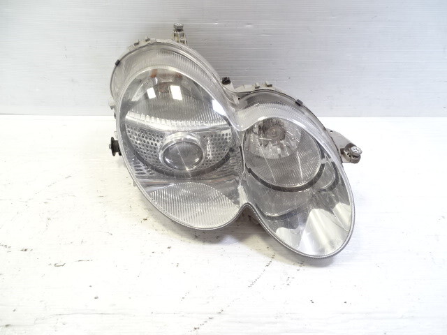 08 Mercedes R230 SL550 lamp, headlight, right, xenon, 2308200659