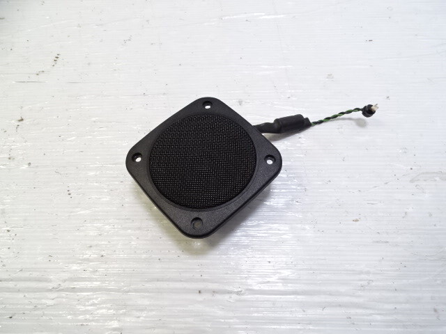 02 Mercedes W463 G500 speaker, rear, on D-pillar 4638200402