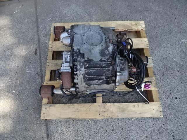 02 Mercedes W463 G500 transfer case VG150E 750.654