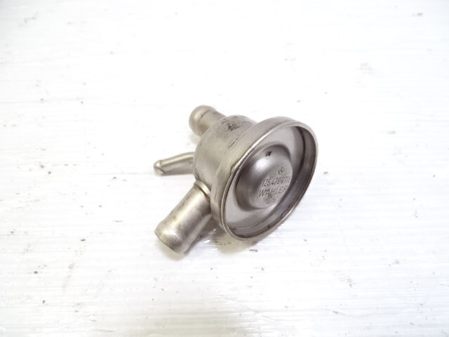 84 Mercedes R107 380SL fuel pressure damper 1264700116