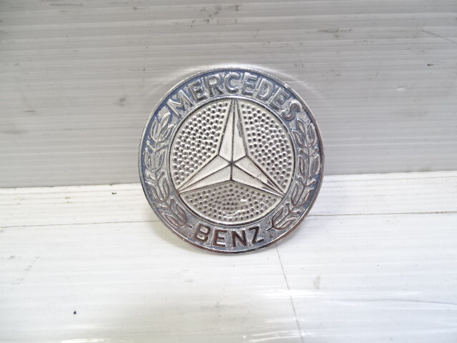 84 Mercedes R107 380SL emblem, on hood, star, 107 Puc