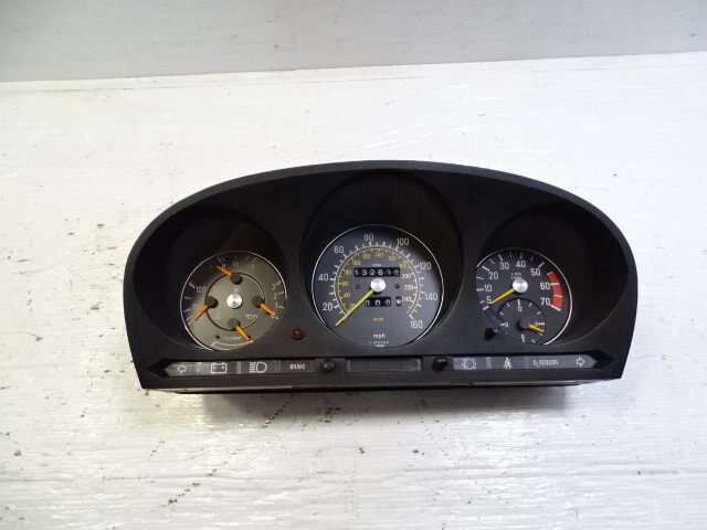 84 Mercedes R107 380SL instrument cluster, speedometer