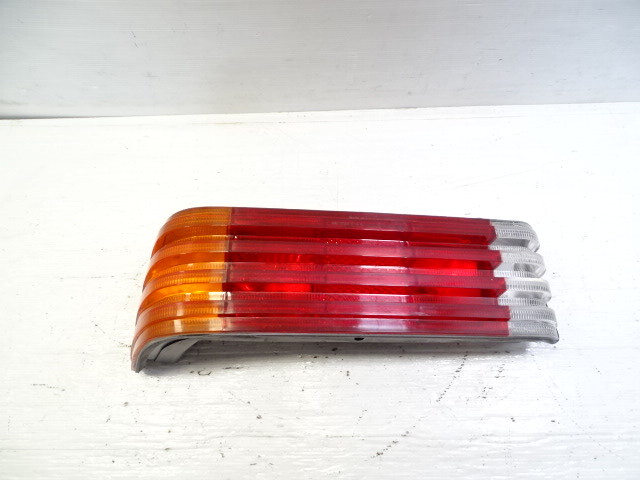 84 Mercedes R107 380SL lamp, taillight, left 1078204164
