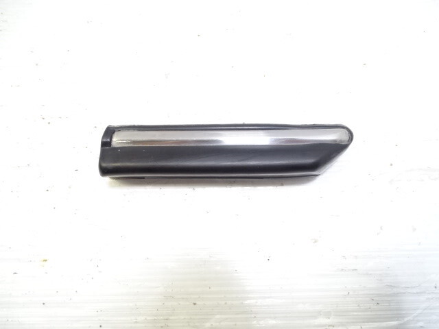 84 Mercedes R107 380SL trim, exterior, quarter moulding, left